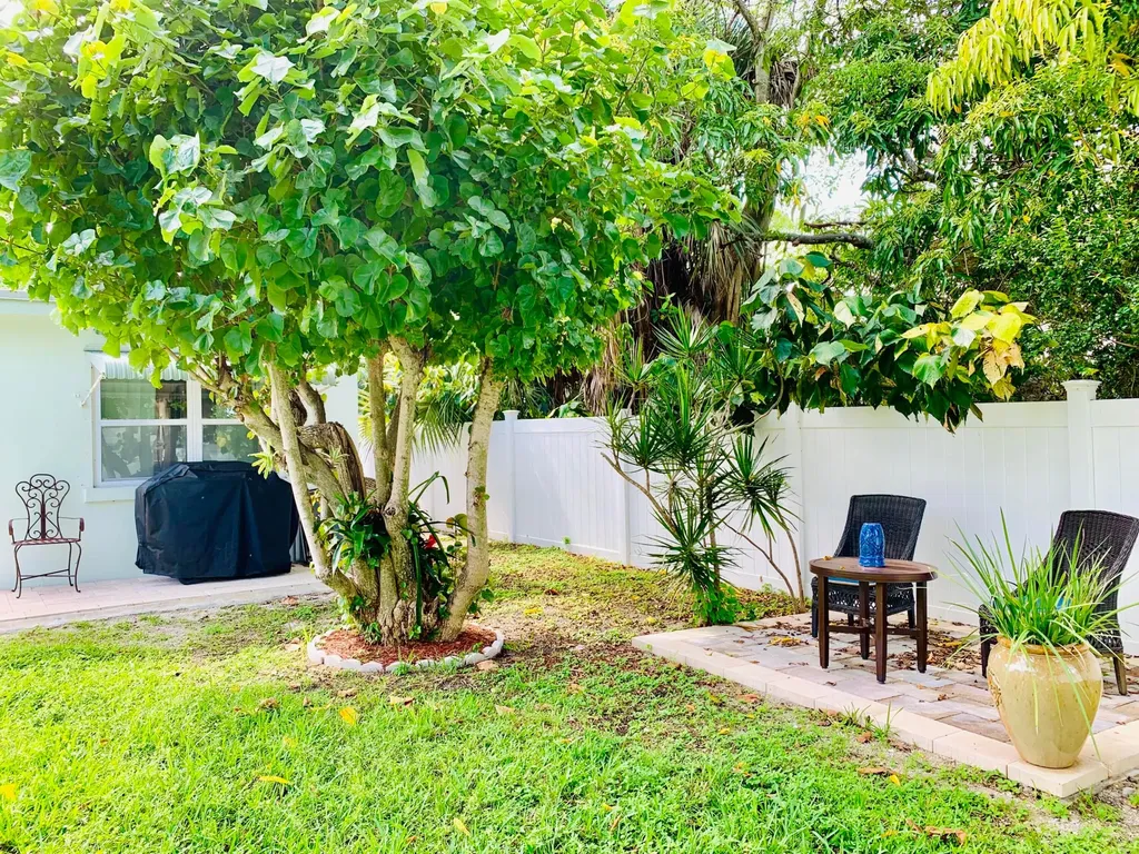511 NW 3rd Street Delray Beach FL 33444