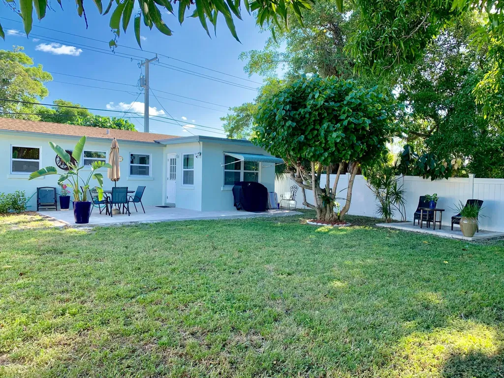 511 NW 3rd Street Delray Beach FL 33444