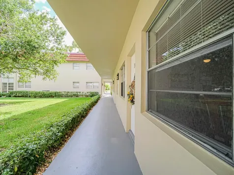 14 Vista Palm Lane Vero Beach FL 32962
