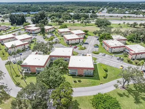 14 Vista Palm Lane Vero Beach FL 32962