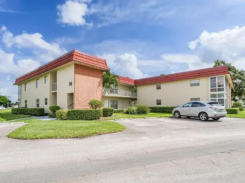 14 Vista Palm Lane Vero Beach FL 32962