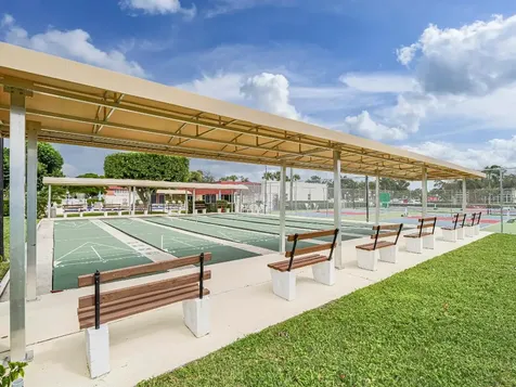 14 Vista Palm Lane Vero Beach FL 32962