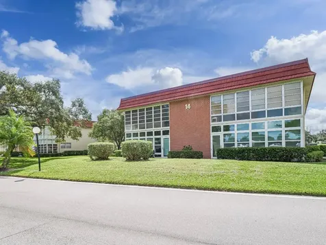 14 Vista Palm Lane Vero Beach FL 32962