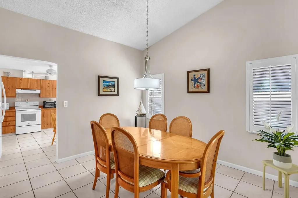1550 NW 22nd Avenue Delray Beach FL 33445
