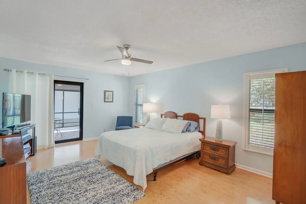 1550 NW 22nd Avenue Delray Beach FL 33445