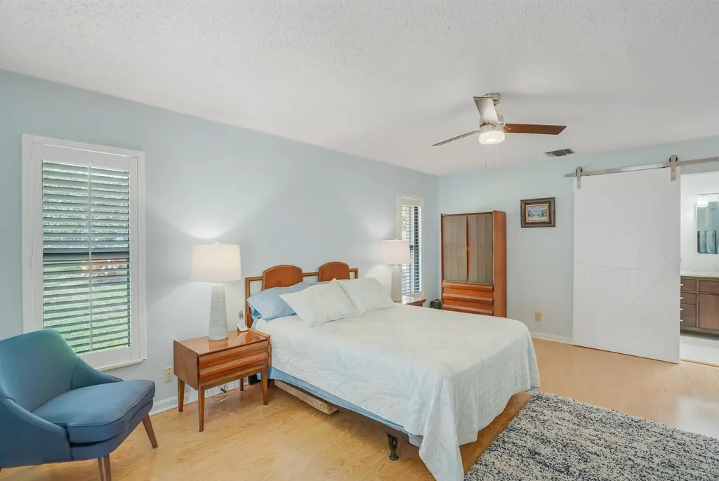 1550 NW 22nd Avenue Delray Beach FL 33445