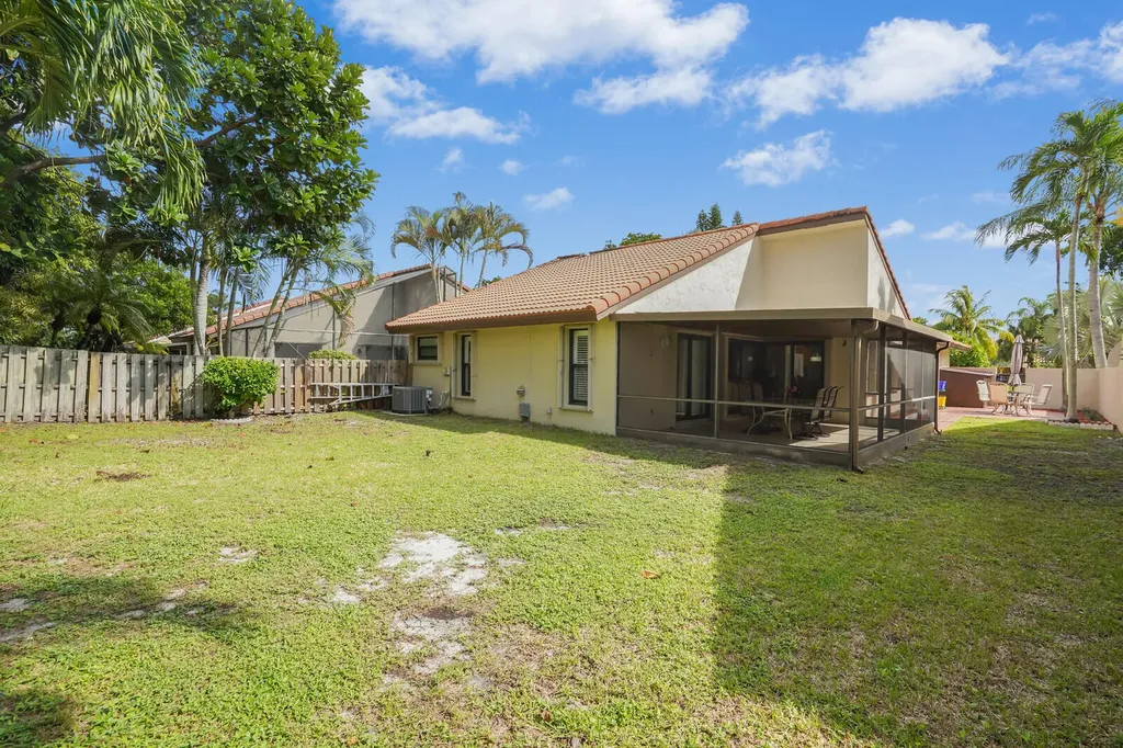 1550 NW 22nd Avenue Delray Beach FL 33445