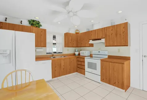 1550 NW 22nd Avenue Delray Beach FL 33445