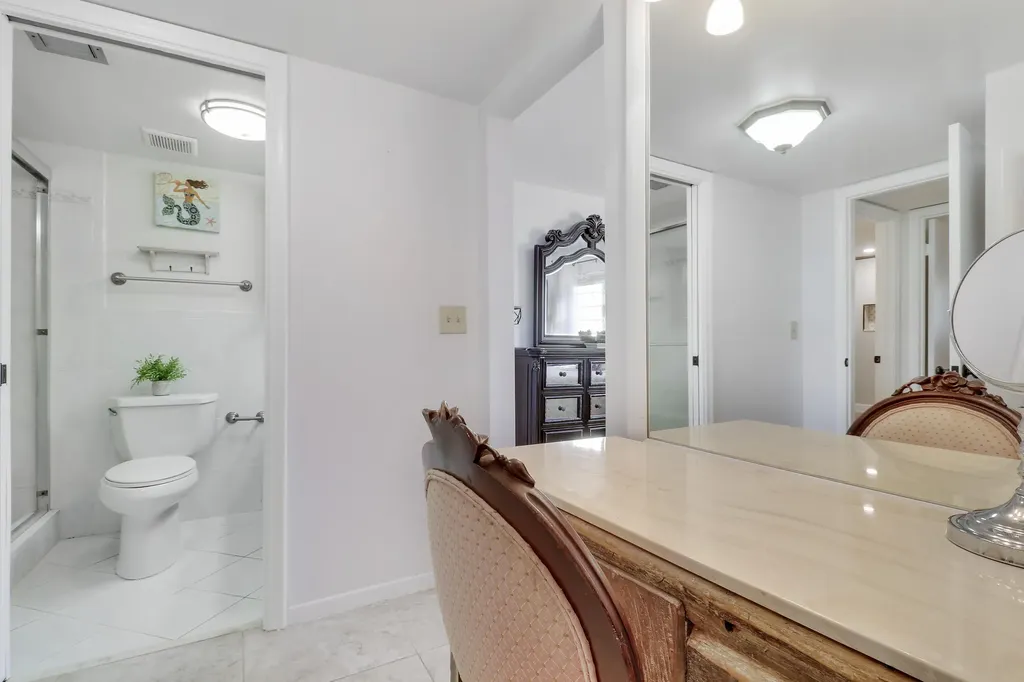 1700 Dover Road Delray Beach FL 33445