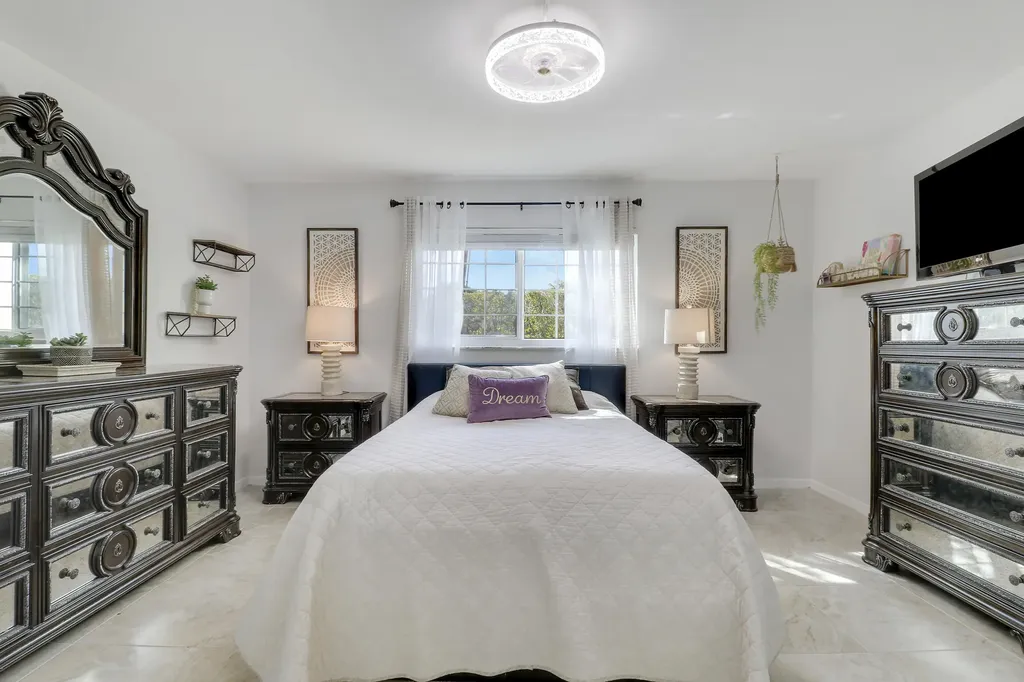 1700 Dover Road Delray Beach FL 33445