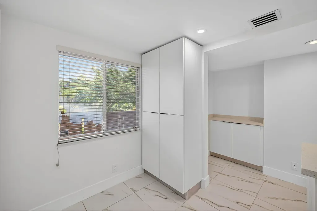 14375 Strathmore Lane Delray Beach FL 33446