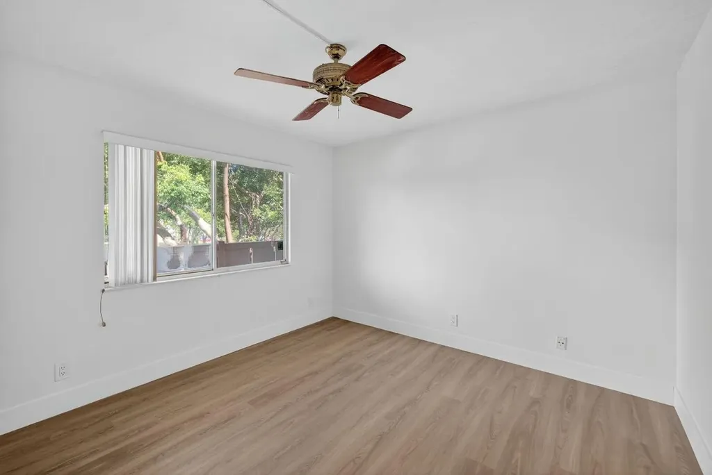 14375 Strathmore Lane Delray Beach FL 33446