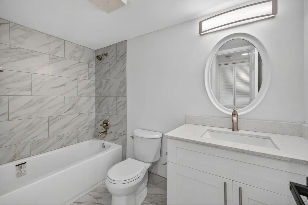 14375 Strathmore Lane Delray Beach FL 33446