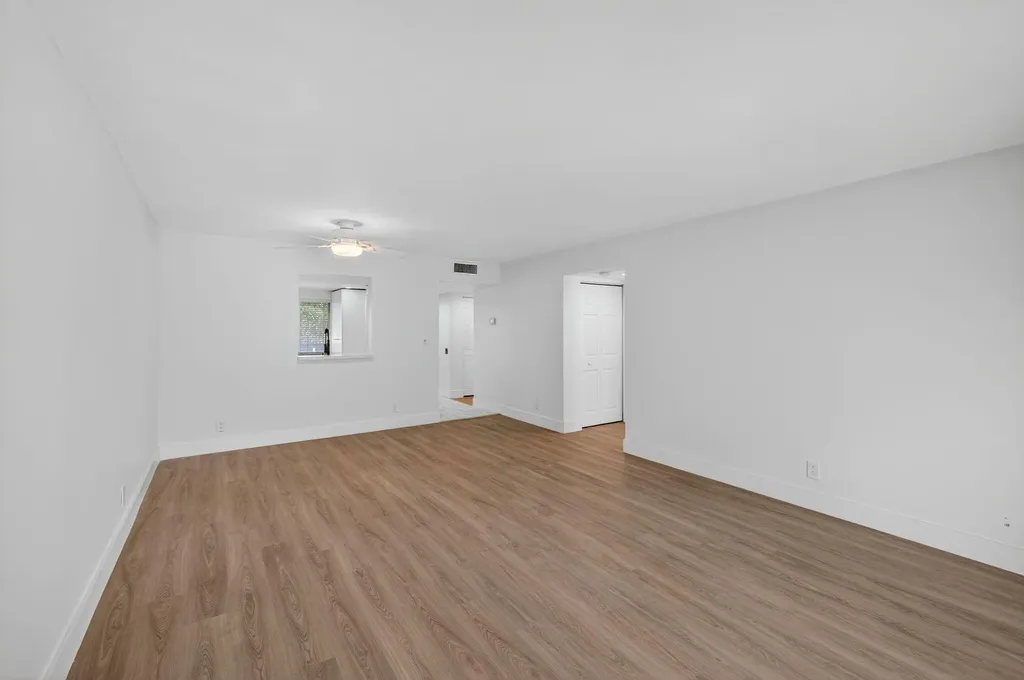 14375 Strathmore Lane Delray Beach FL 33446