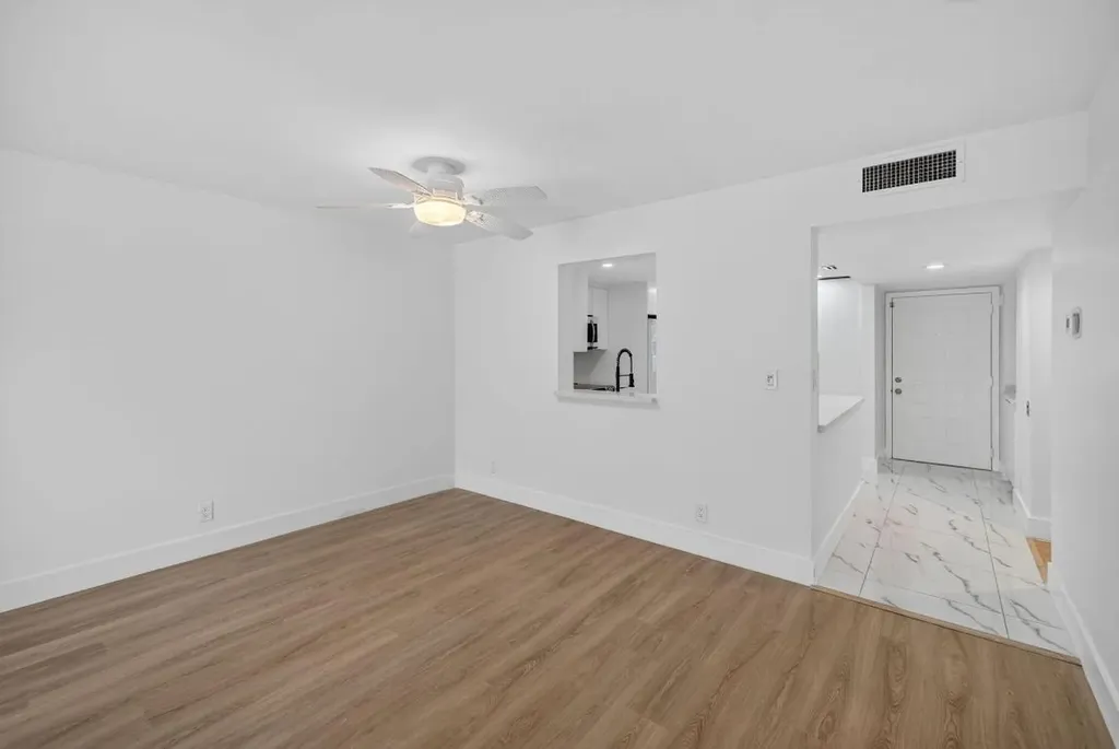 14375 Strathmore Lane Delray Beach FL 33446