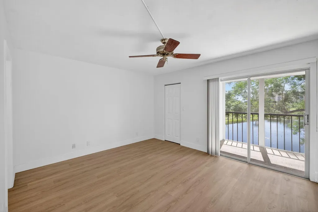14375 Strathmore Lane Delray Beach FL 33446
