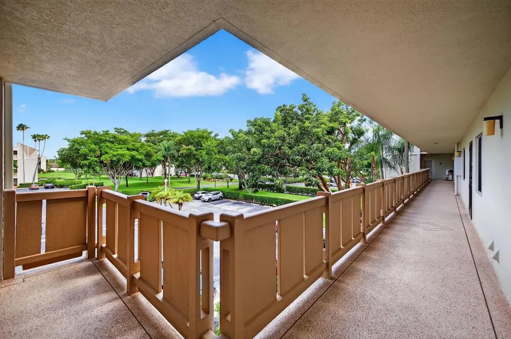 14375 Strathmore Lane Delray Beach FL 33446
