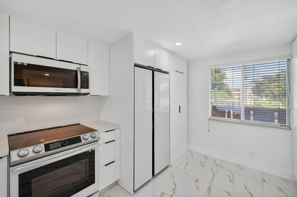 14375 Strathmore Lane Delray Beach FL 33446