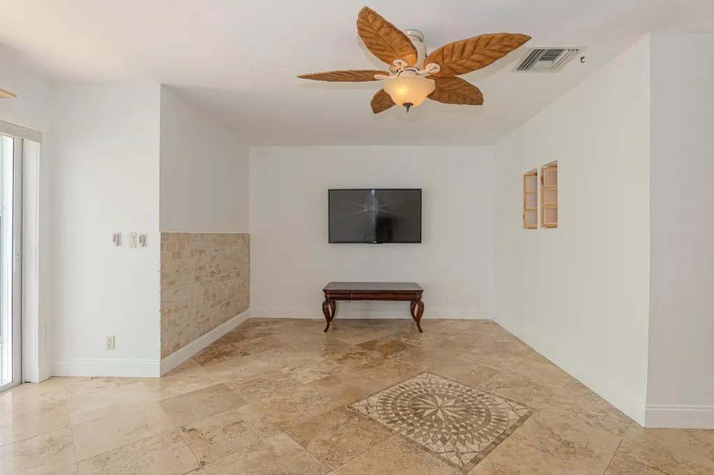 2641 Gately Drive W West Palm Beach FL 33415