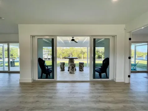 8585 SE Palm Street Hobe Sound FL 33455