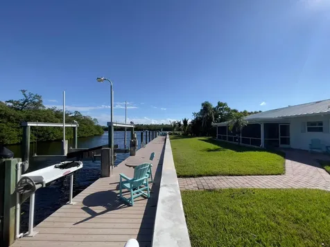 8585 SE Palm Street Hobe Sound FL 33455