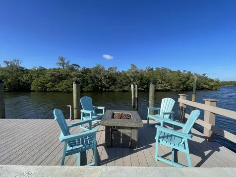 8585 SE Palm Street Hobe Sound FL 33455