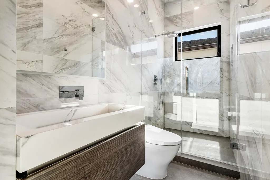 245 NE 6th Court Boca Raton FL 33432