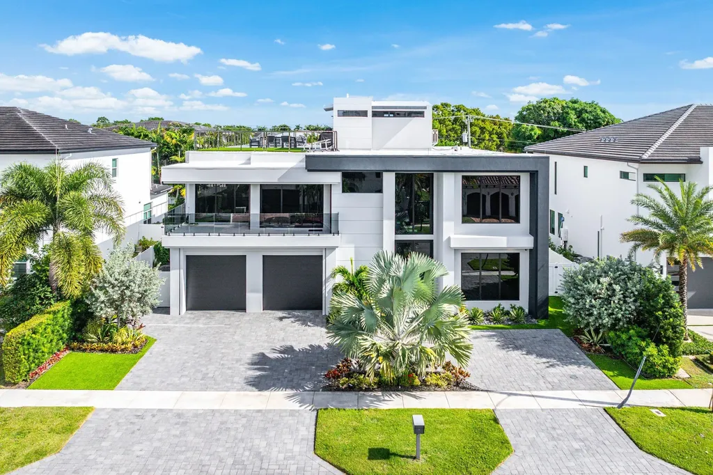 245 NE 6th Court Boca Raton FL 33432