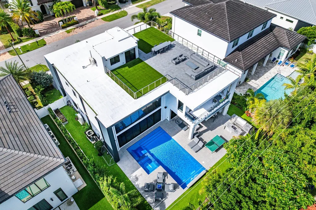 245 NE 6th Court Boca Raton FL 33432