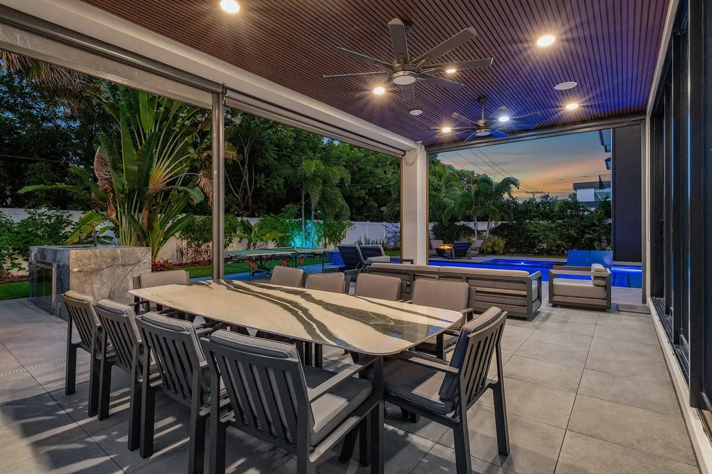 245 NE 6th Court Boca Raton FL 33432