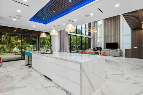 245 NE 6th Court Boca Raton FL 33432