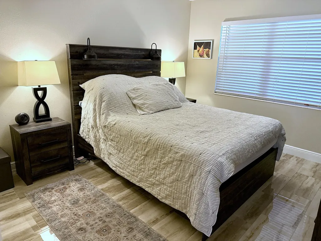 359 Oakridge T Deerfield Beach FL 33442