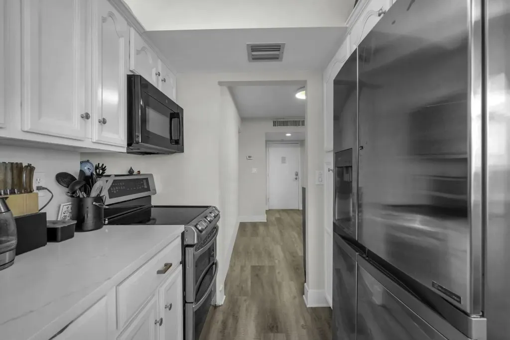 2639 N Riverside Drive Pompano Beach FL 33062