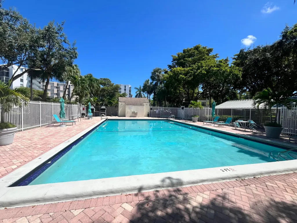 20401 NE 30th Avenue Aventura FL 33180