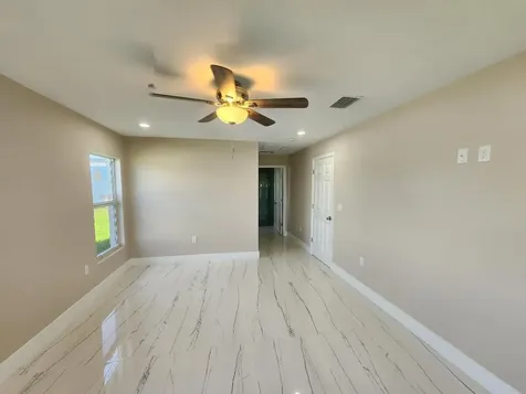 956 SE 39th Terrace Okeechobee FL 34974