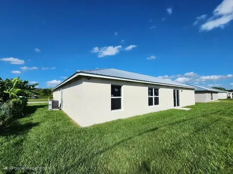 956 SE 39th Terrace Okeechobee FL 34974