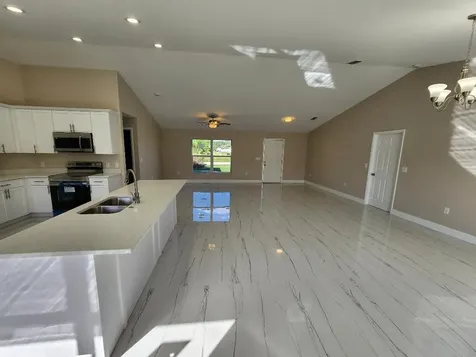 956 SE 39th Terrace Okeechobee FL 34974