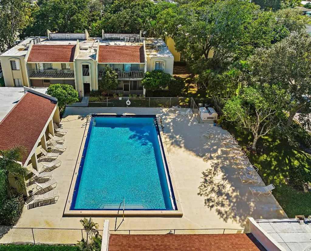 150 Pineview Road Jupiter FL 33469