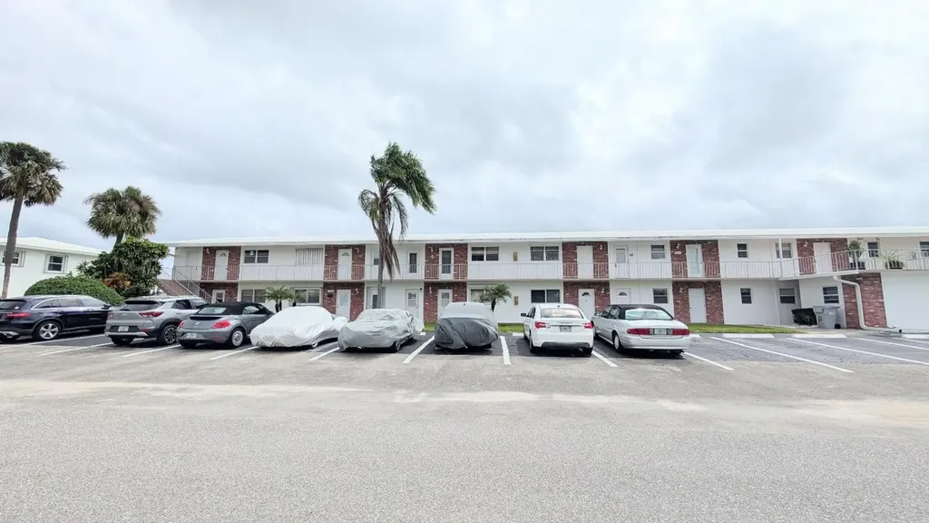 2800 W Golf Boulevard Pompano Beach FL 33064