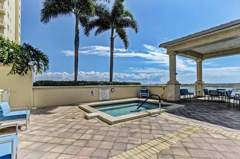 2650 Lake Shore Drive Riviera Beach FL 33404