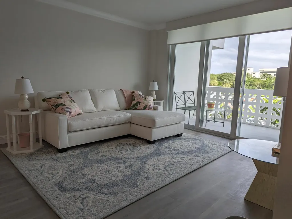 2840 S Ocean Boulevard Palm Beach FL 33480