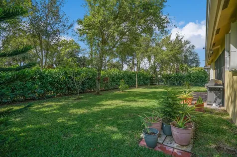9328 Silent Oak Circle West Palm Beach FL 33411