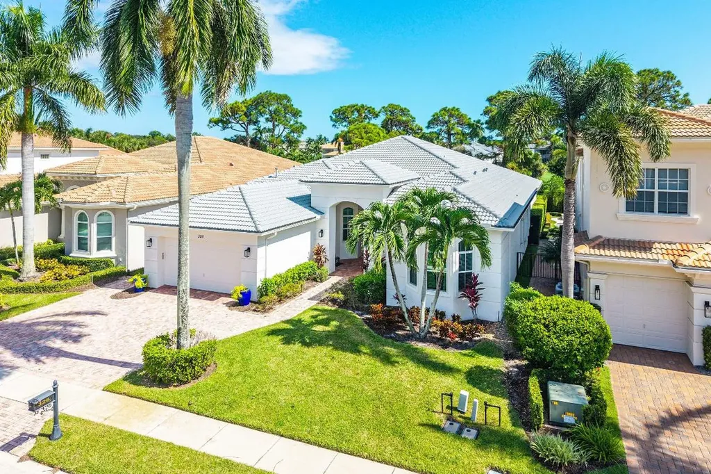 326 Charroux Drive Palm Beach Gardens FL 33410