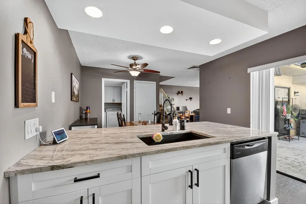 2409 24th Way West Palm Beach FL 33407