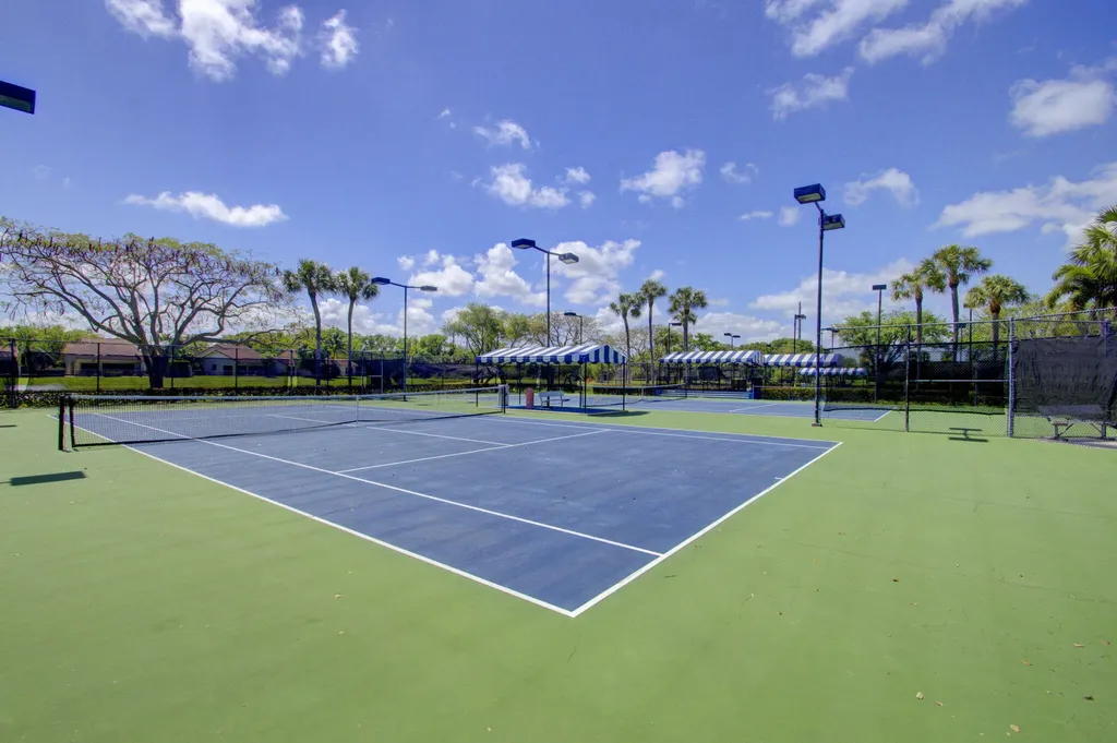 2409 24th Way West Palm Beach FL 33407