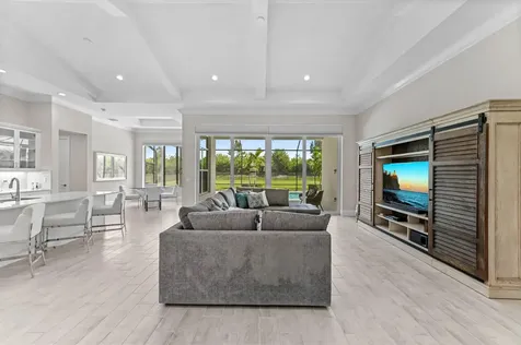 9323 SW Pinnacle Place Port St Lucie FL 34987