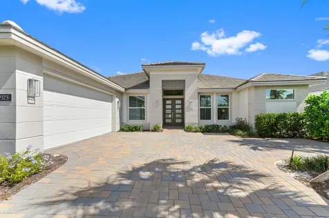 9323 SW Pinnacle Place Port St Lucie FL 34987