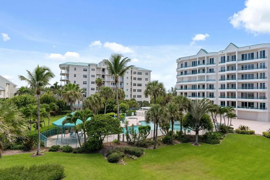 2000 S A1a Jupiter FL 33477