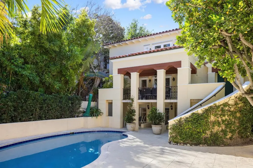 1550 S Ocean Boulevard Palm Beach FL 33480