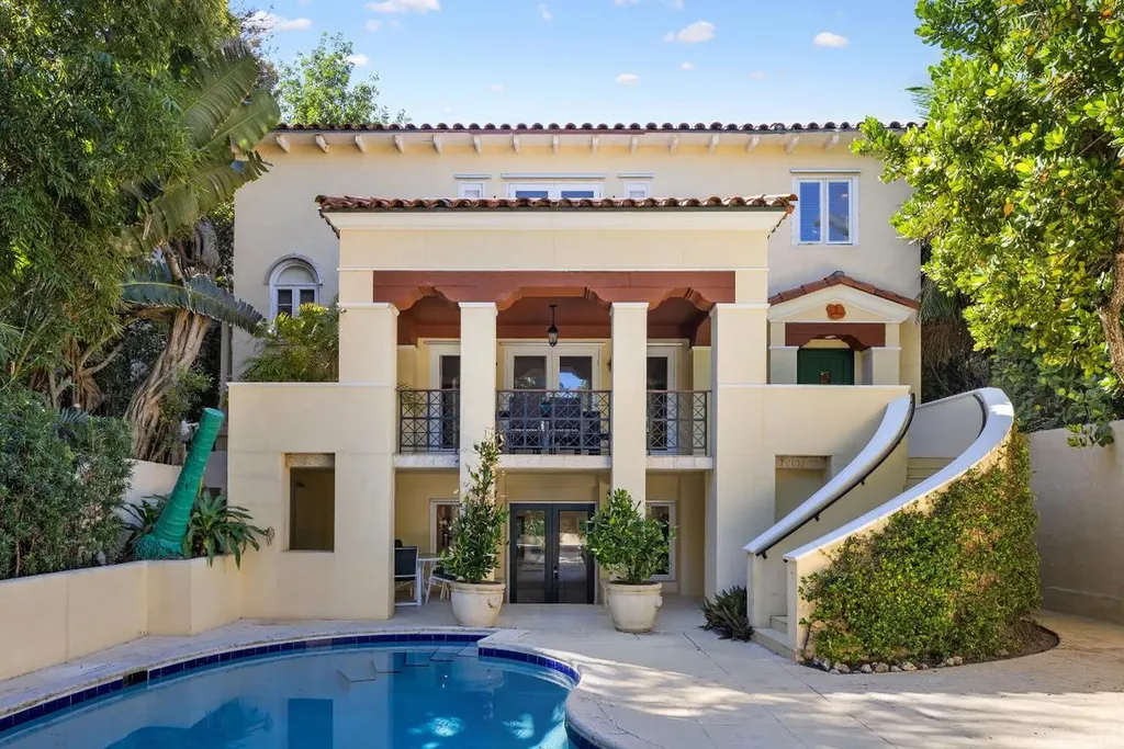 1550 S Ocean Boulevard Palm Beach FL 33480